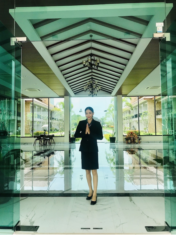 Southern Airport Hotel 14/50