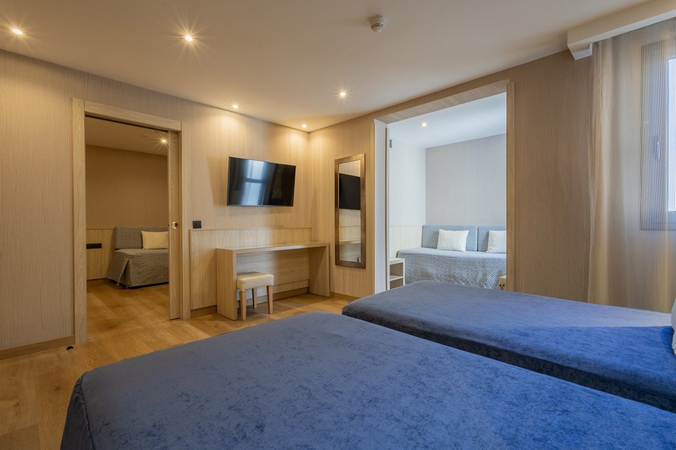 Rialto Hotel 25/71