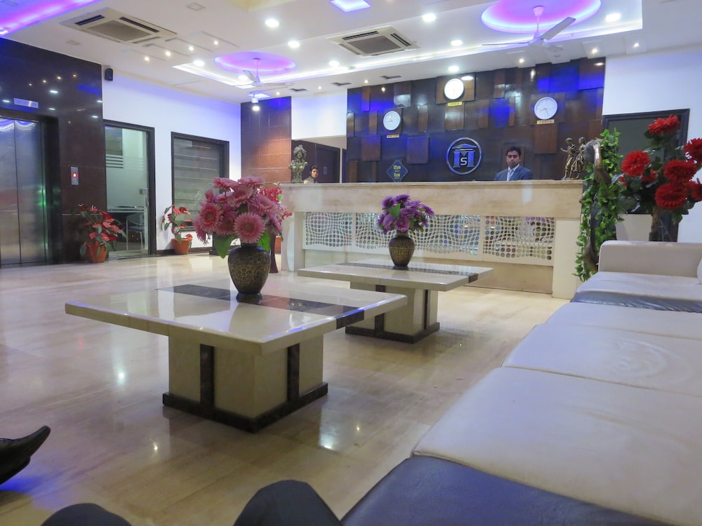 Hotel Madhushrie 9/50