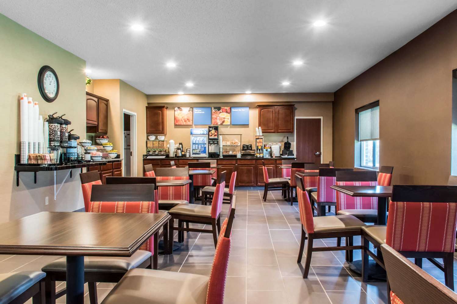 Quality Inn & Suites Erie near Casino 23/32
