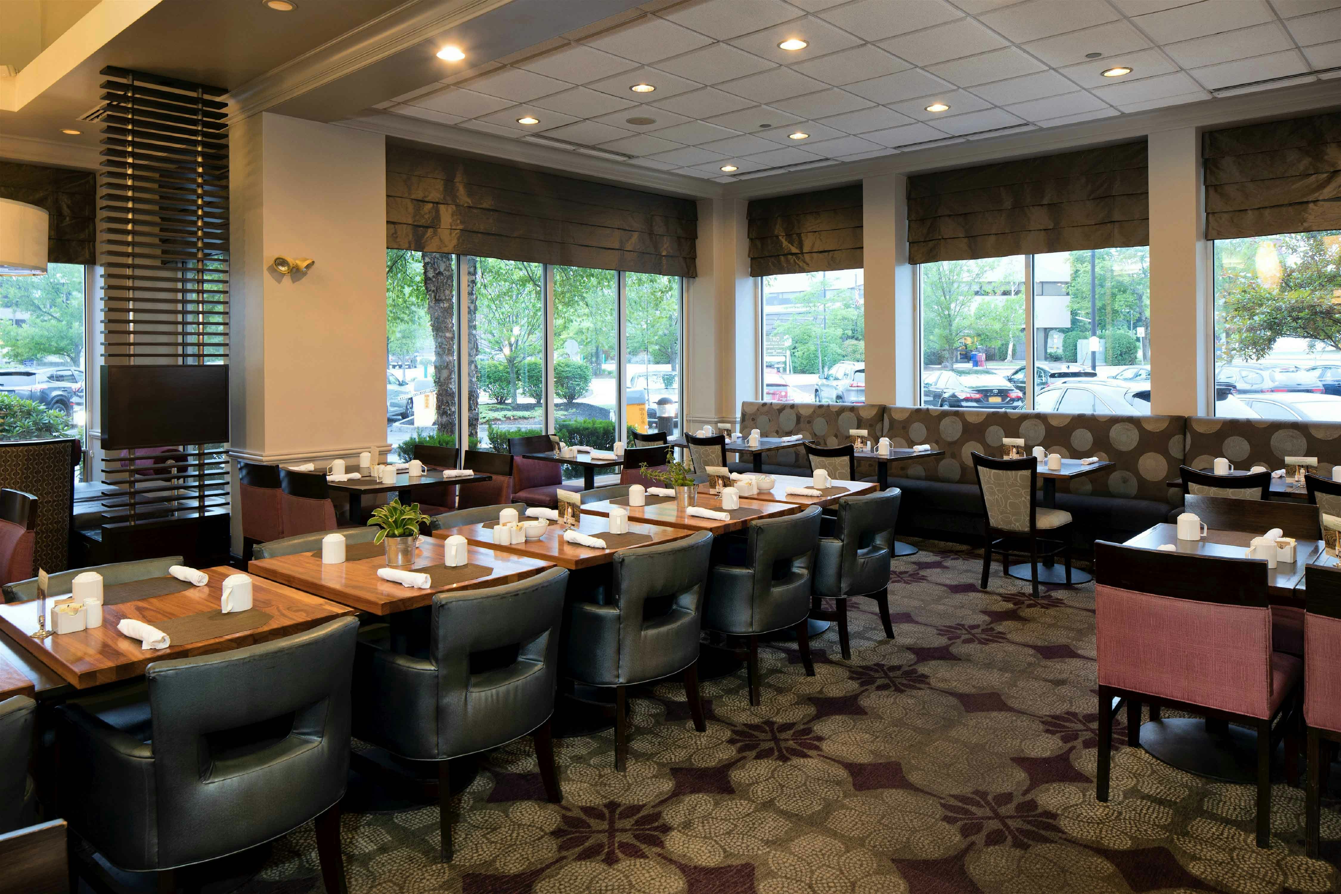 Hilton Garden Inn Auburn Riverwatch 35/50
