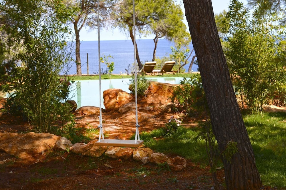 Hostal Cala Boix 31/35