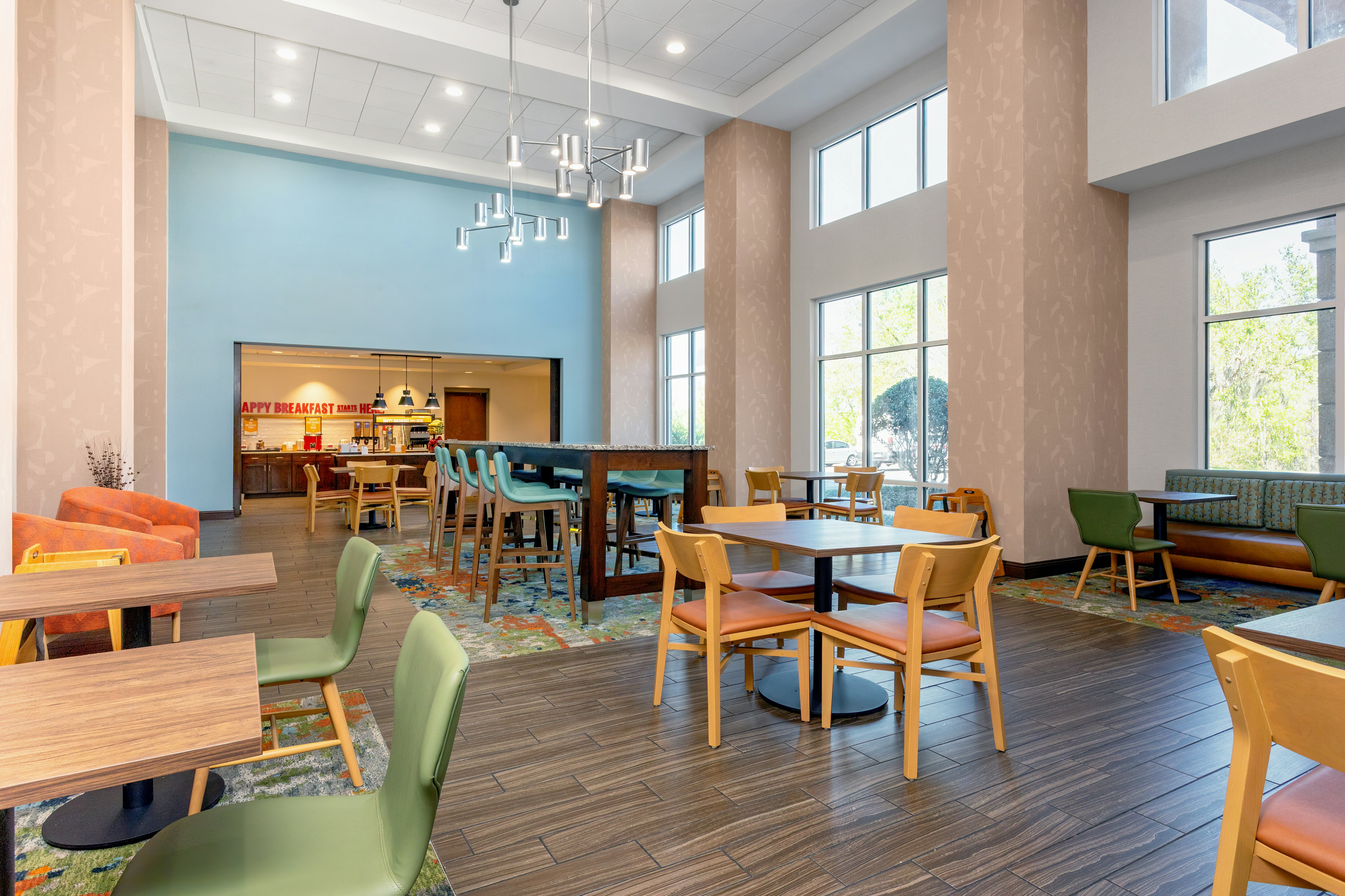 Hampton Inn Suites Deland 51/77