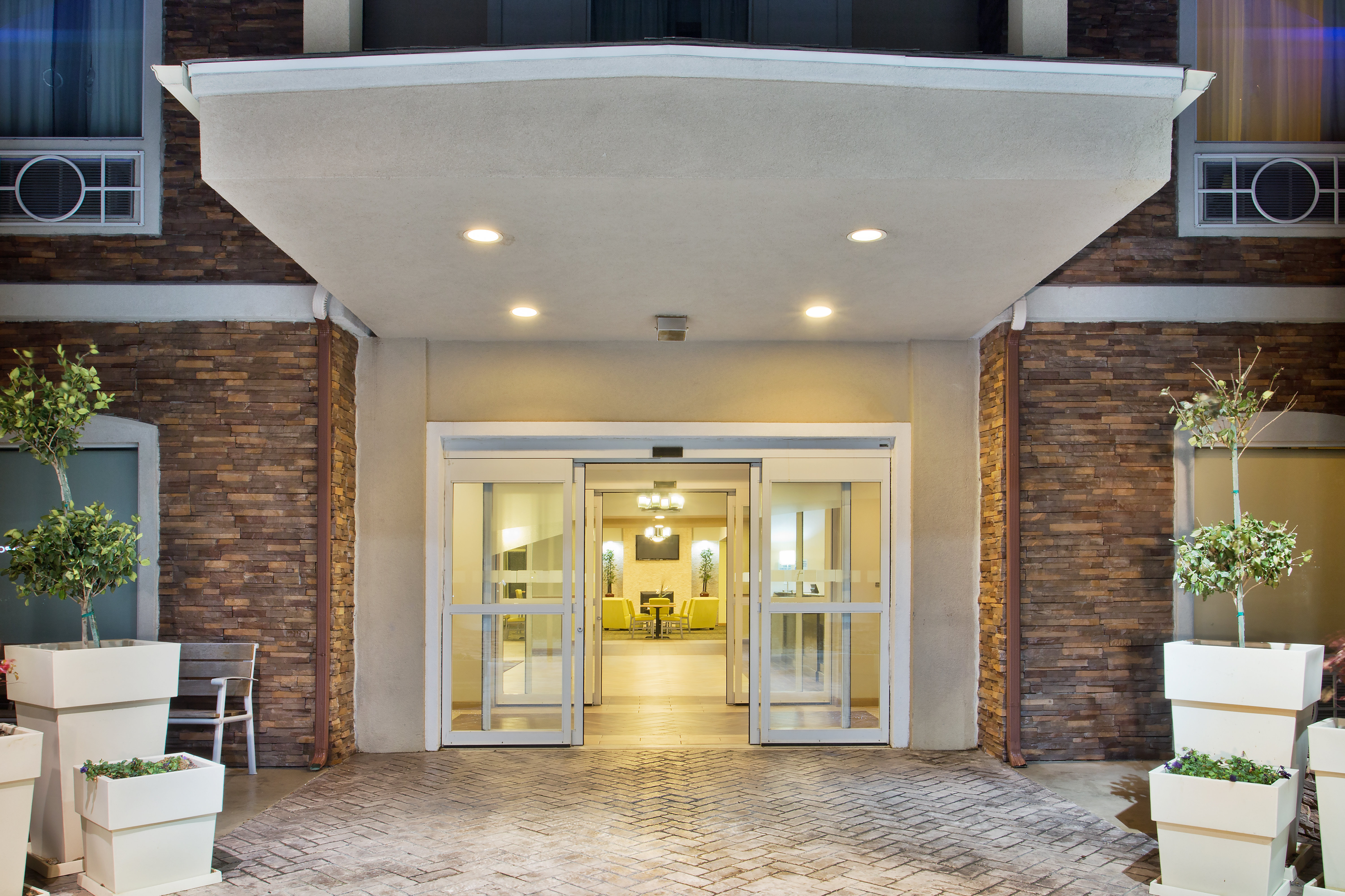 Holiday Inn Express Hotel And Suites Alvarado 13/50