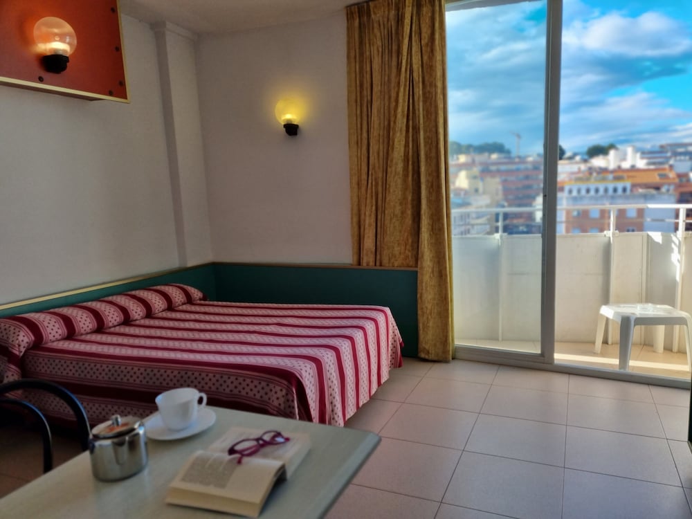 Lloret Sun Apartments 21/50