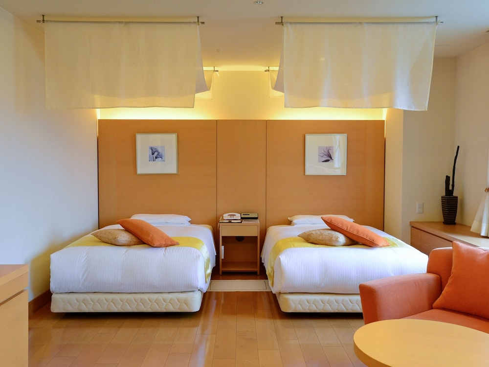 Premium, Executive, Twin Beds, with Extra Bed