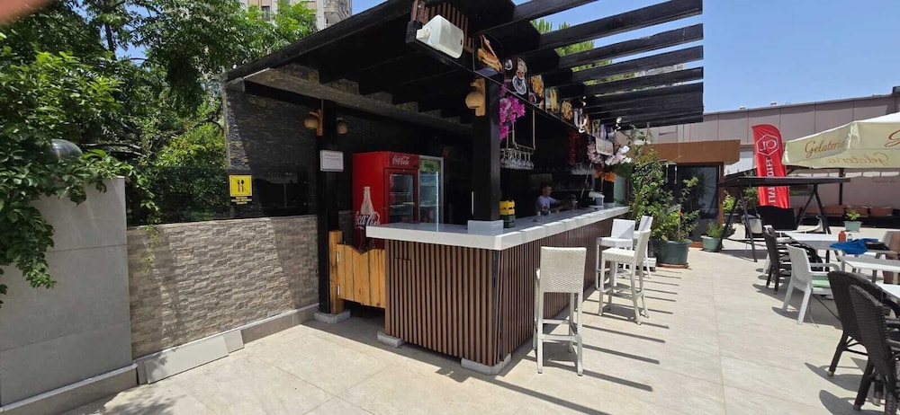 City Live Hotel 15/82