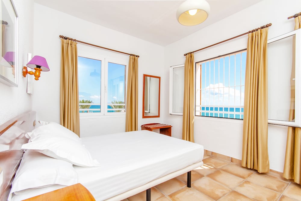 Hostal San Juan 40/69