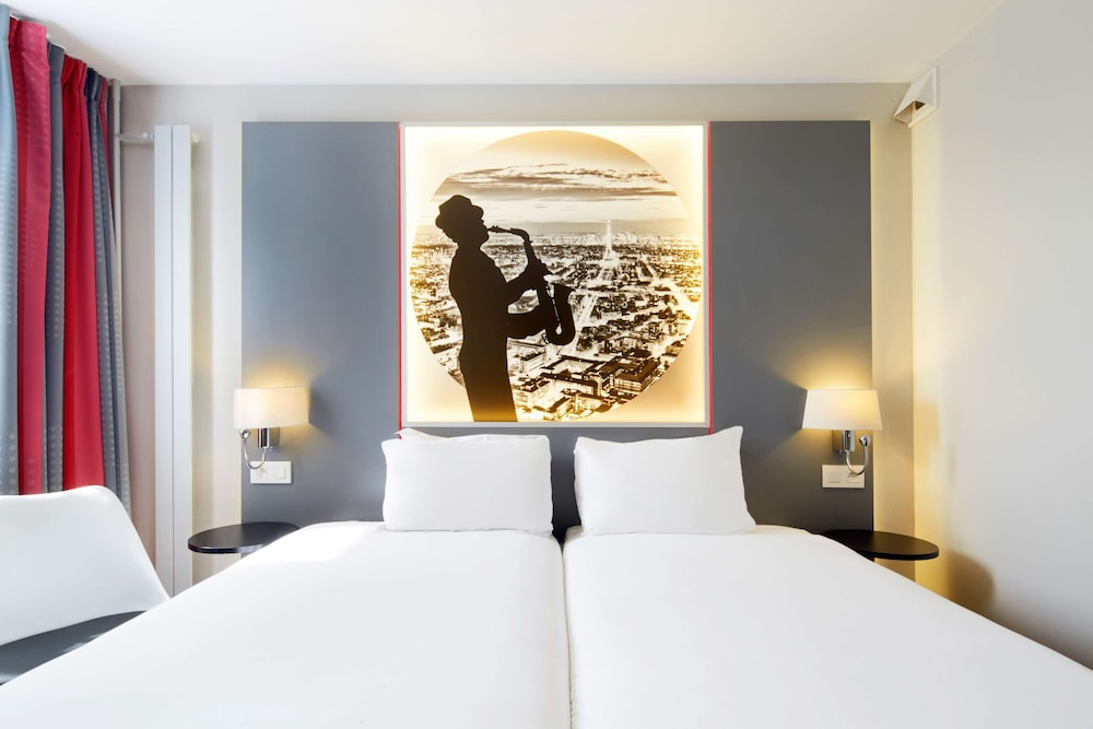 Kyriad Paris Nord Porte de Saint Ouen Formely Alliance Hotel Paris Porte de Saint Ouen 16/50