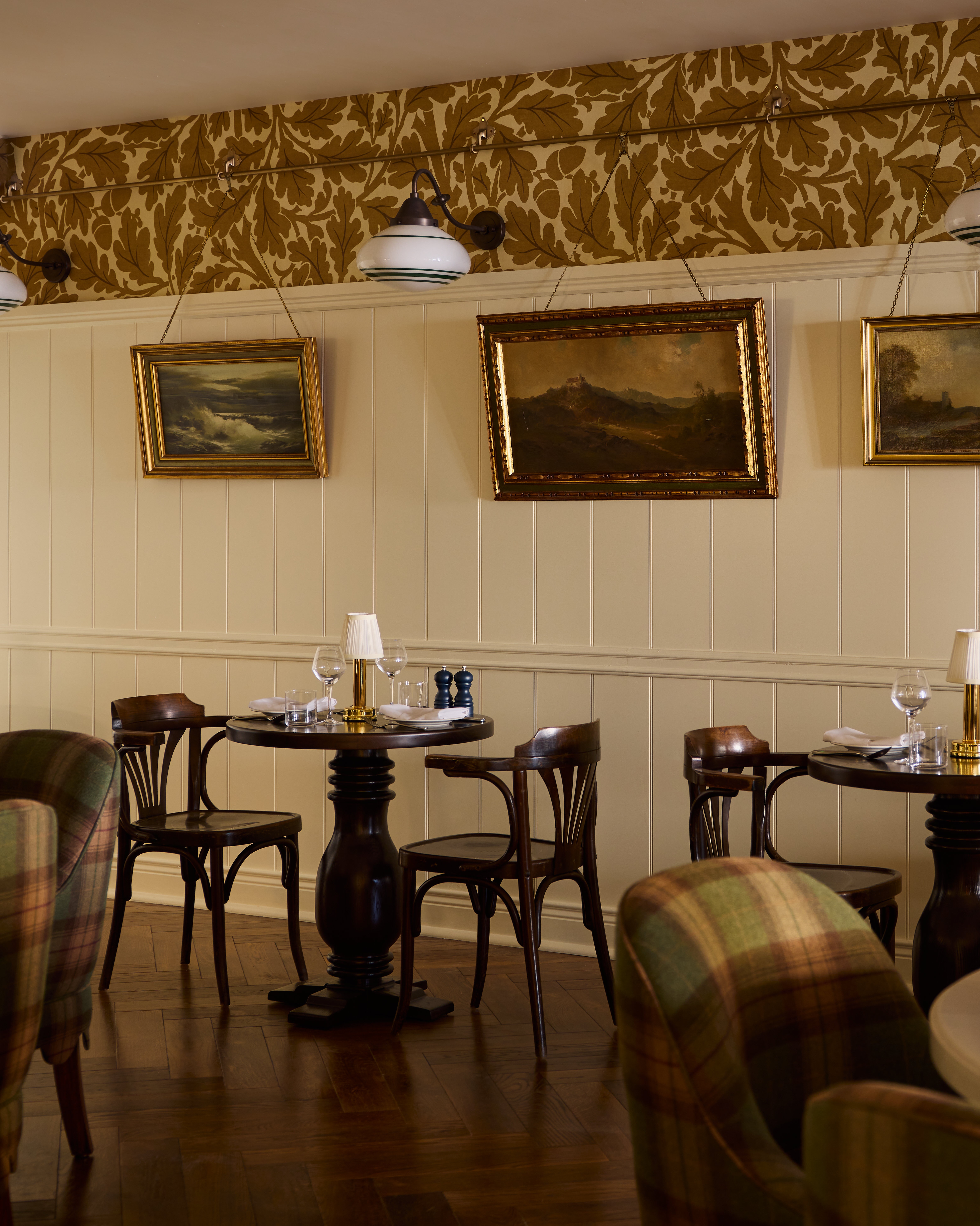 Portrush Adelphi 56/58