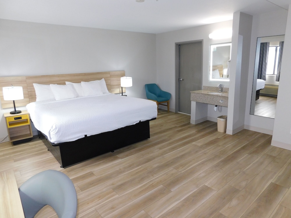 غرفة بسرير كينج، Days Inn by Wyndham Effingham 4/10