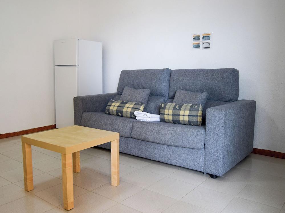 APARTAMENTOS BERNAT PIE DE PLAYA 3000 48/68