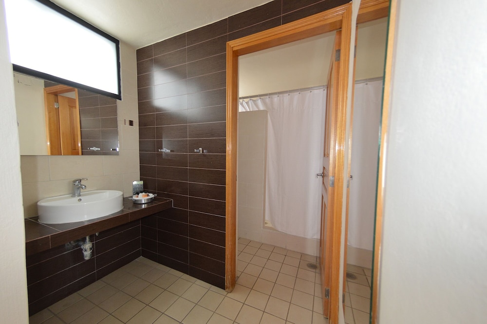 CENTRO 19 HOTEL 32/34