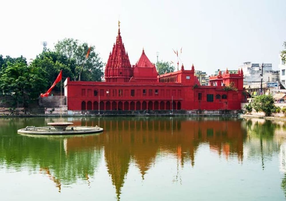 Palace On Step 34/50