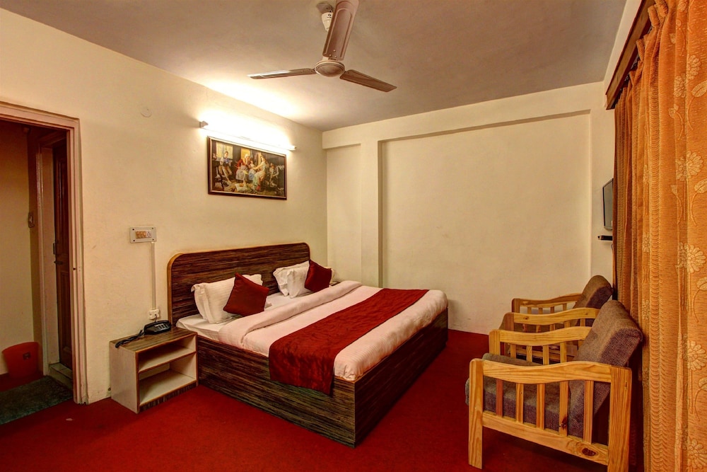 Hotel Monarch Residency 20/50
