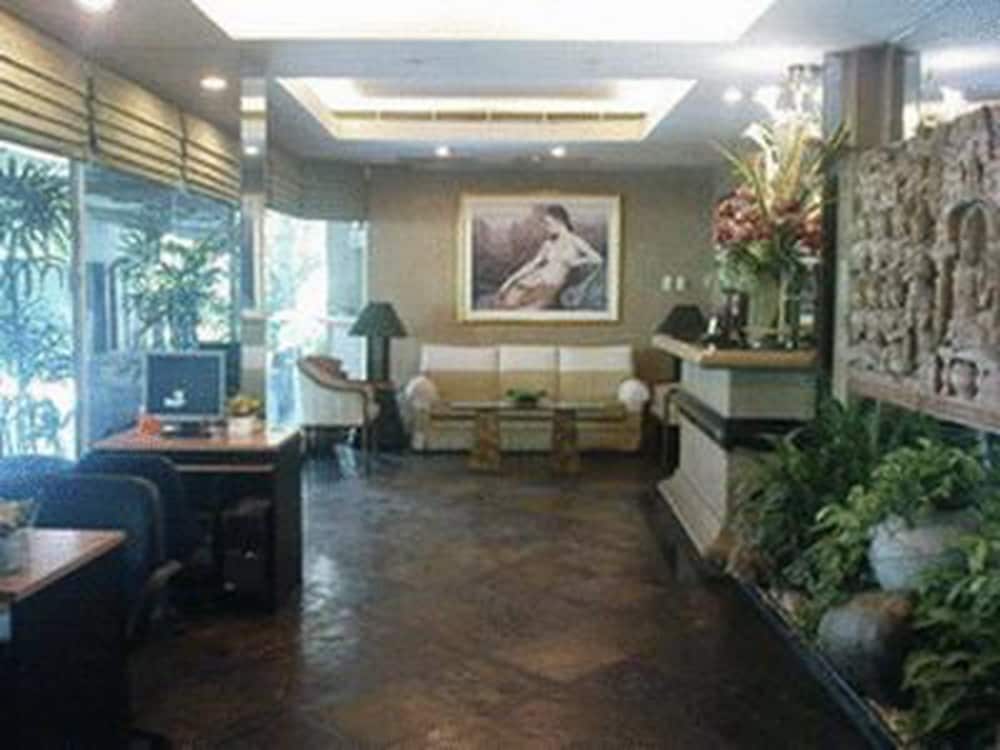 Best Comfort Bangkok Hotel 13/20