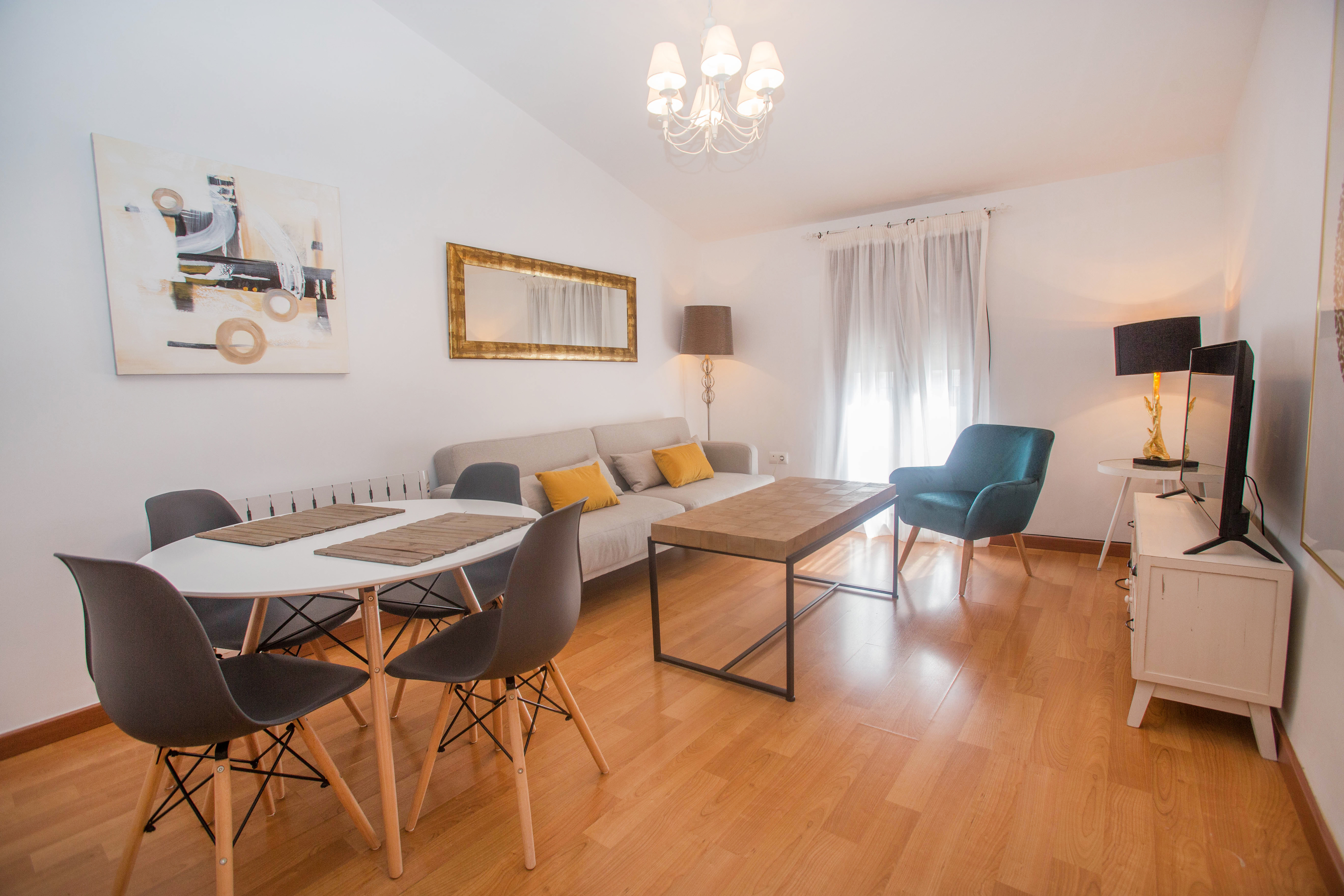 Apartamentos Soho Plaza Mayor Cáceres 30/50