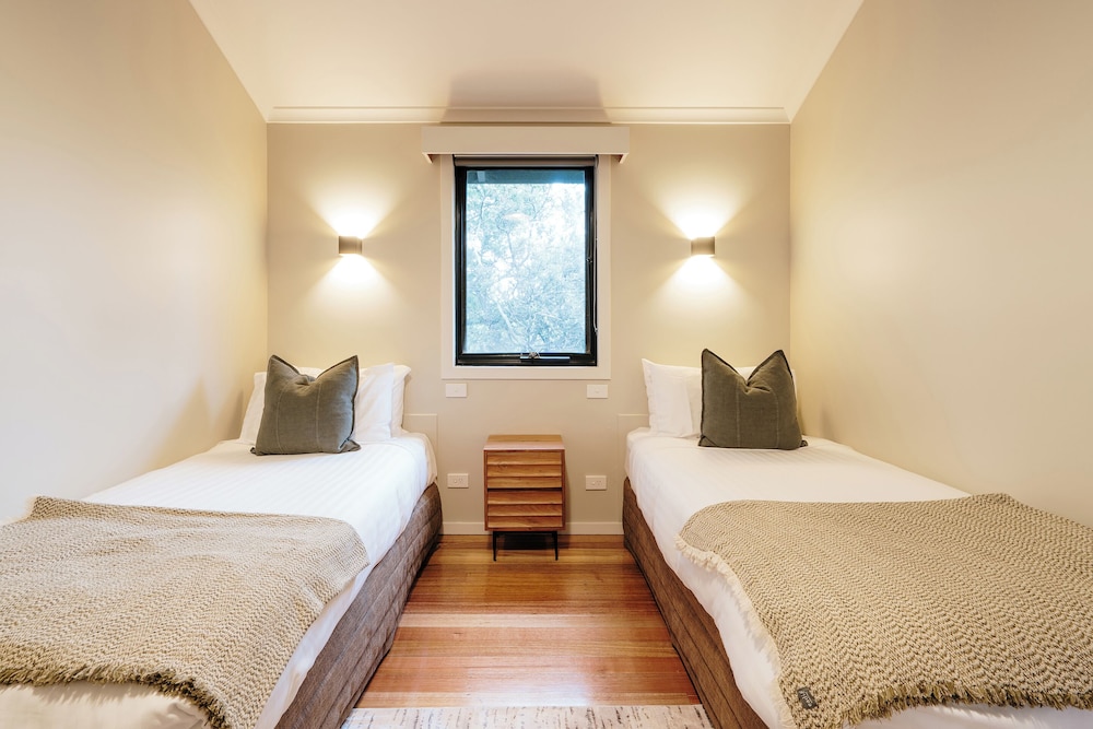 Freycinet Lodge 12/50
