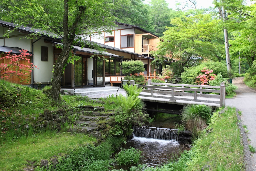 Kose Onsen Hotel 46/50