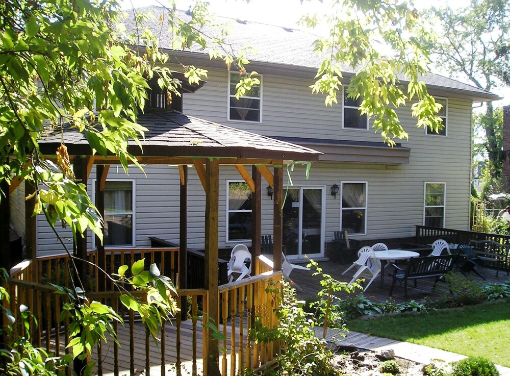 Susan's Villa 47/50