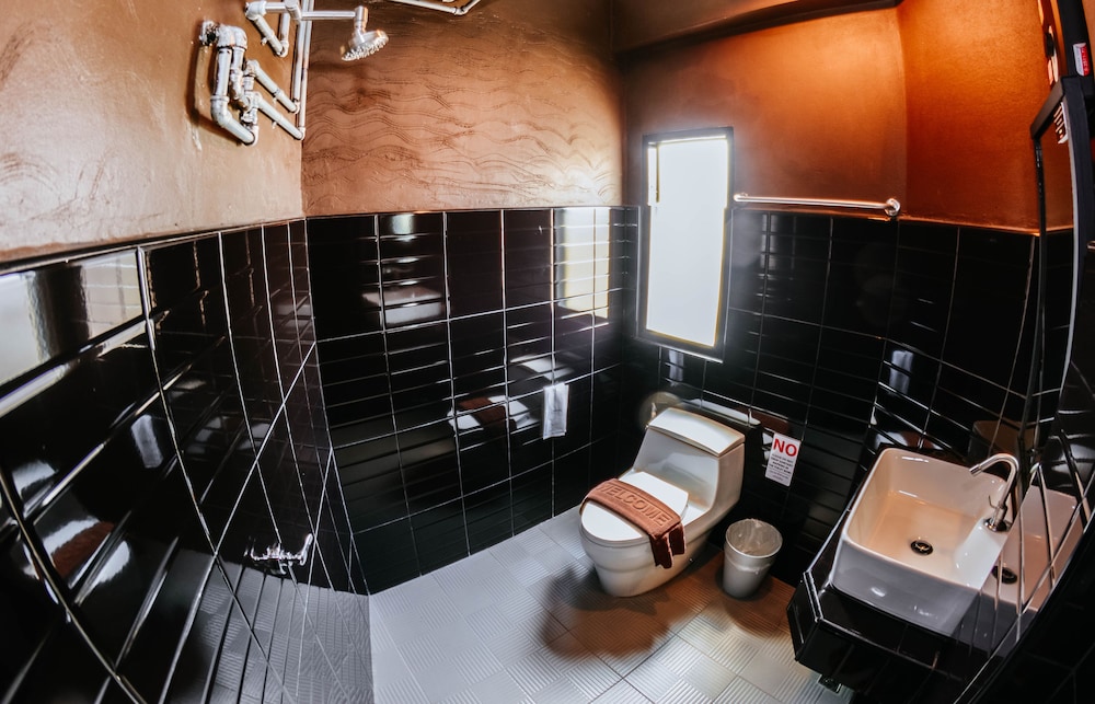 The 8 Factory Hostel Phitsanulok 36/69