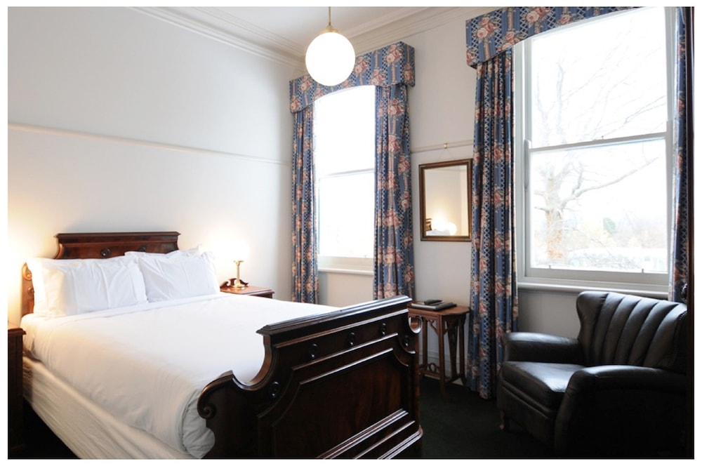 Yarra Valley Grand Hotel 8/50