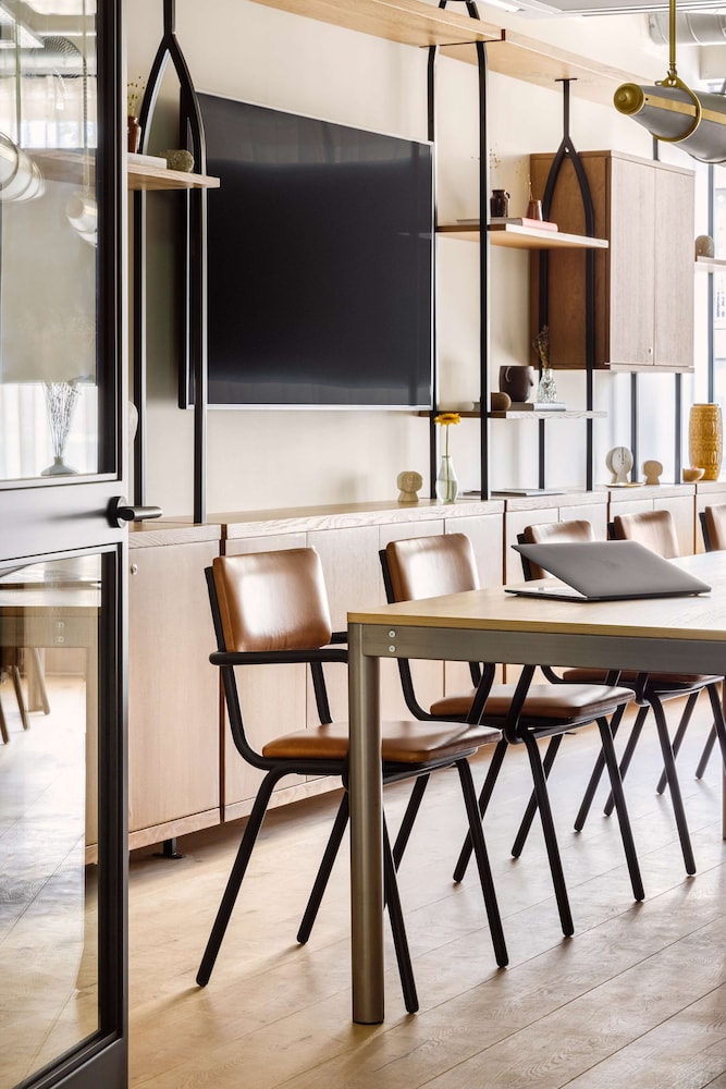 Hyatt Centric Cambridge 41/48