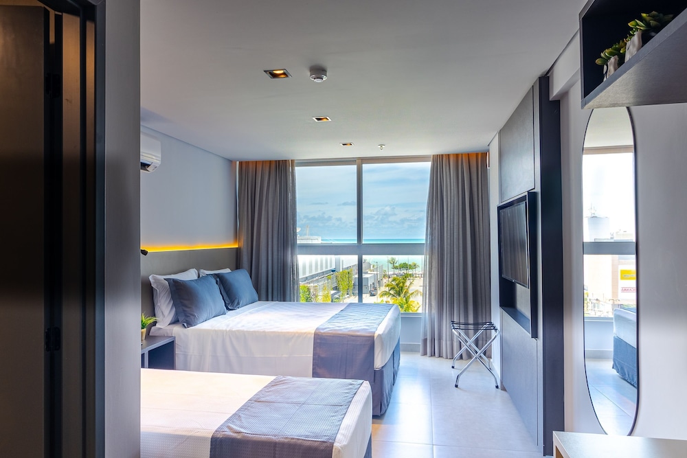 SUPERIOR, SUITE, OCEAN VIEW
