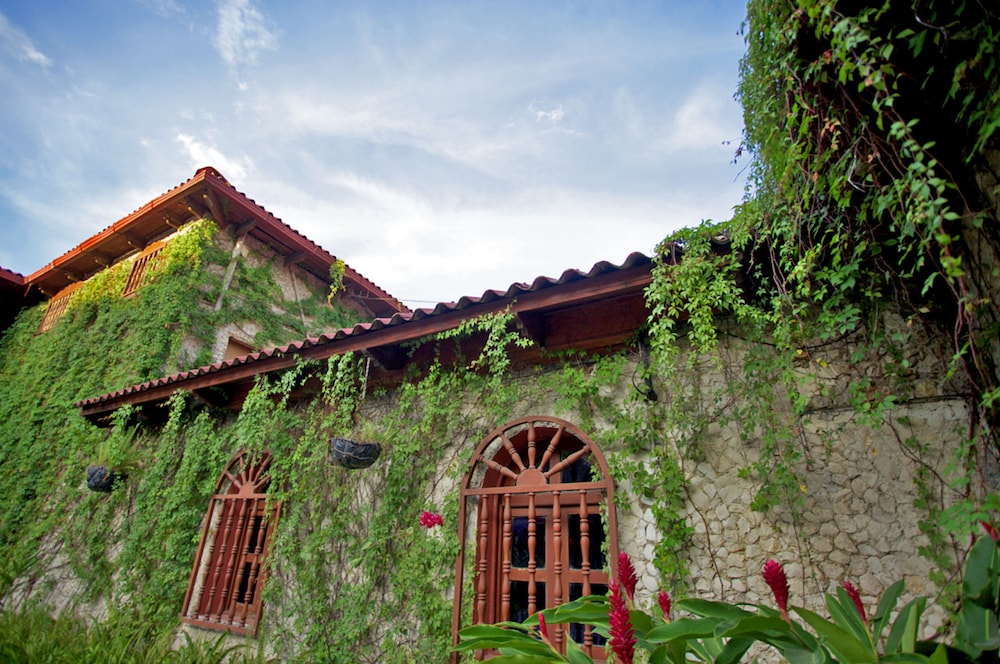 Hotel Del Patio 10/62