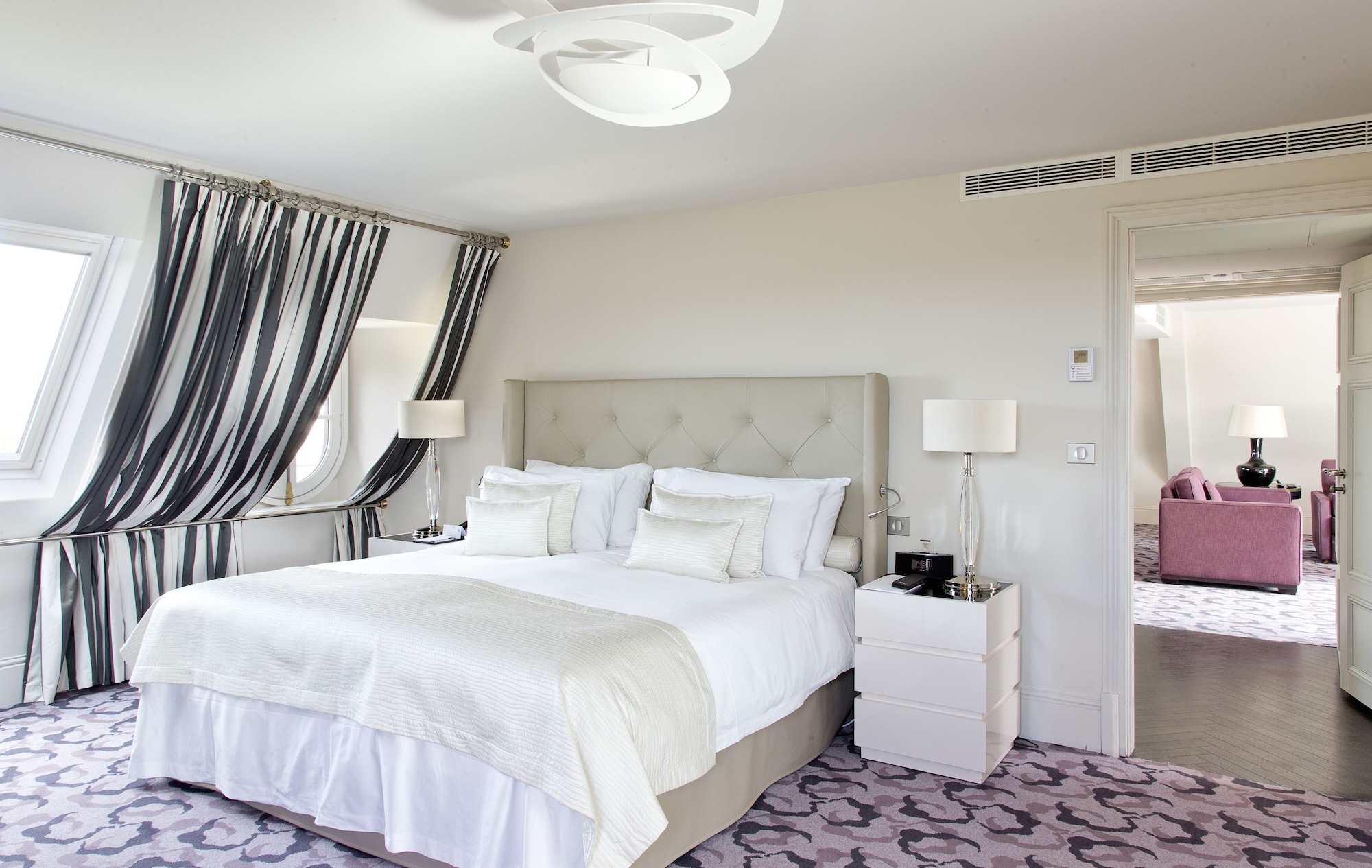 Palace 5 Star, Suite, King Bed, Terrace