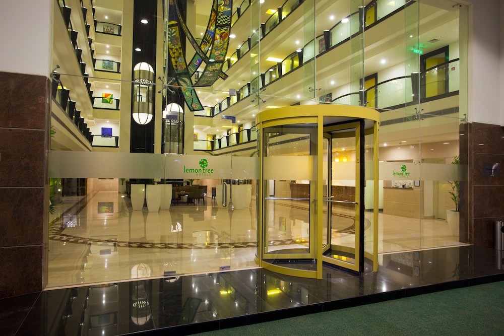 Lemon Tree Hotel Indore 3/57