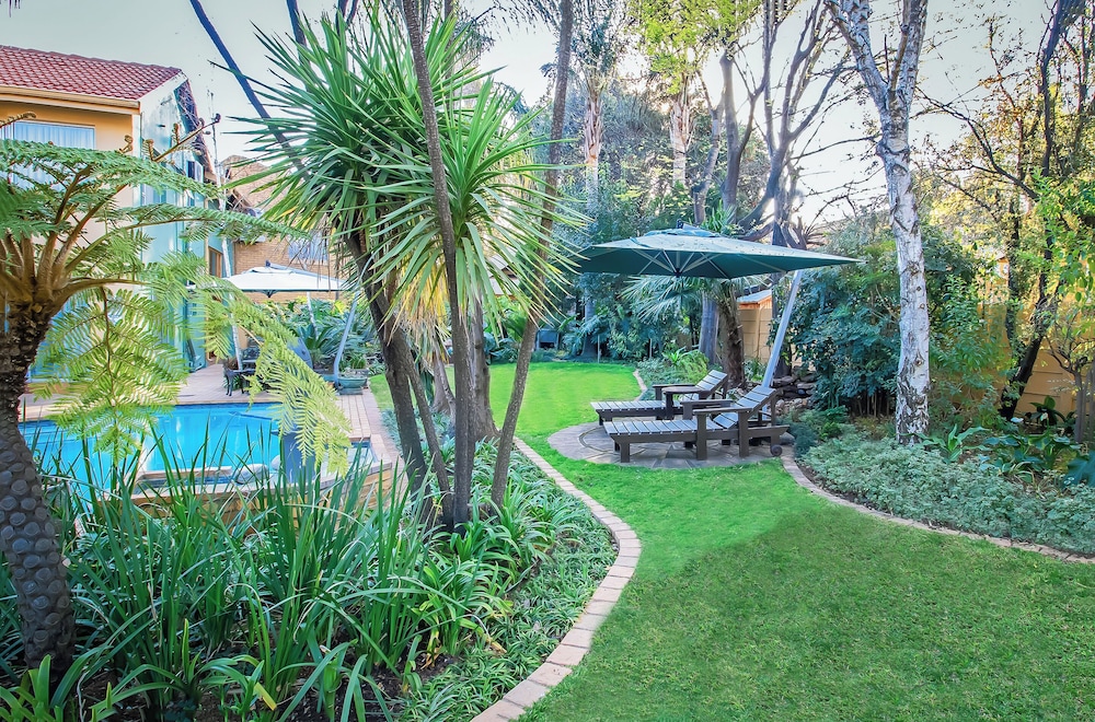 Sunward Park Guesthouse 44/50