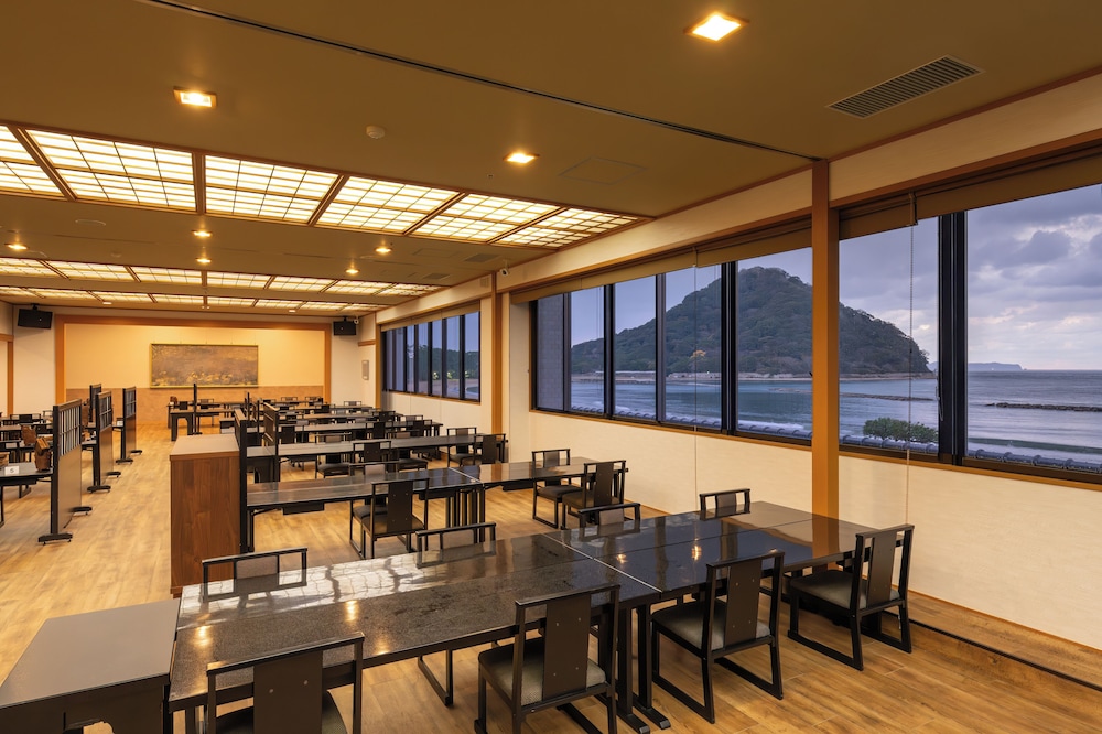 Resort Hotel Mihagi 64/84