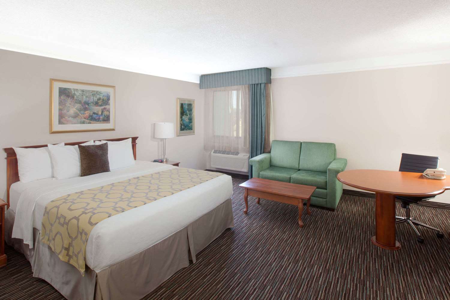 Baymont By Wyndham Texarkana 15/44