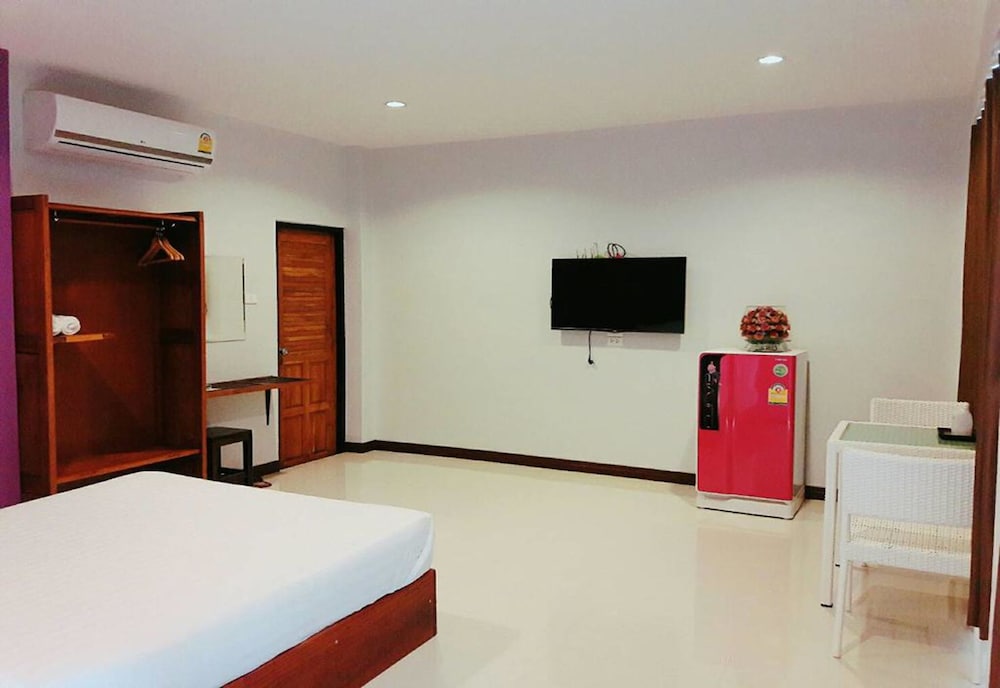 Graphic House At Chiang Rai 24/50