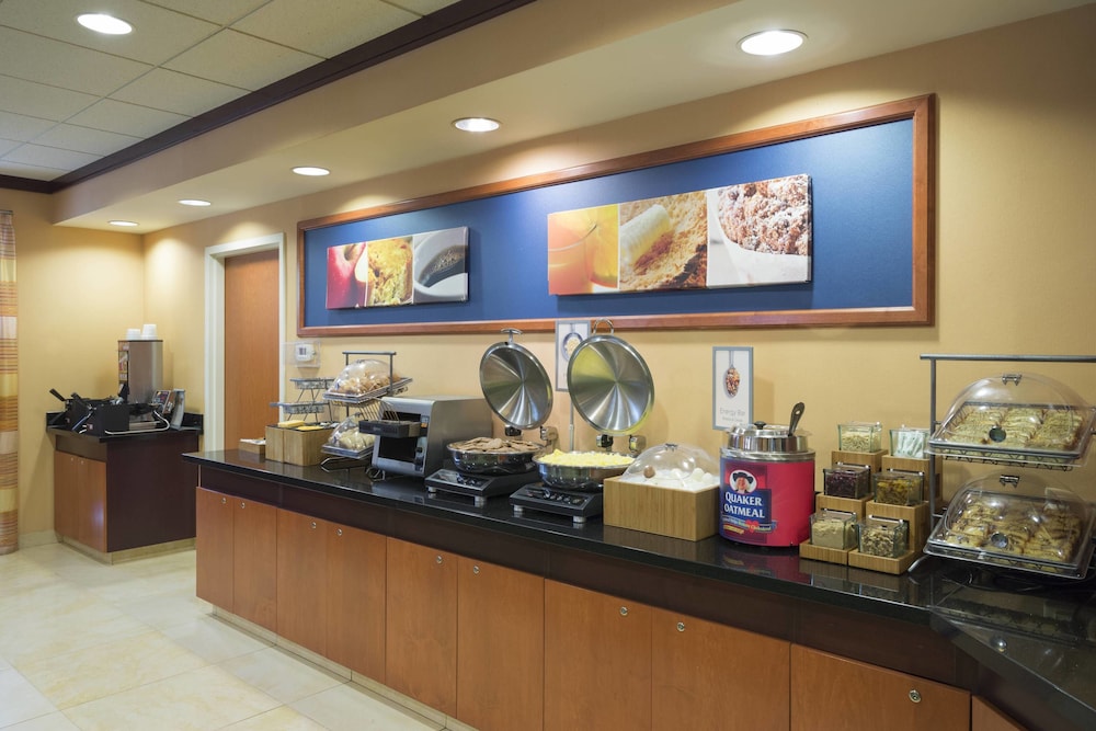 Fairfield Inn Suites Huntingdon Route 22 Raystown Lake 32/40
