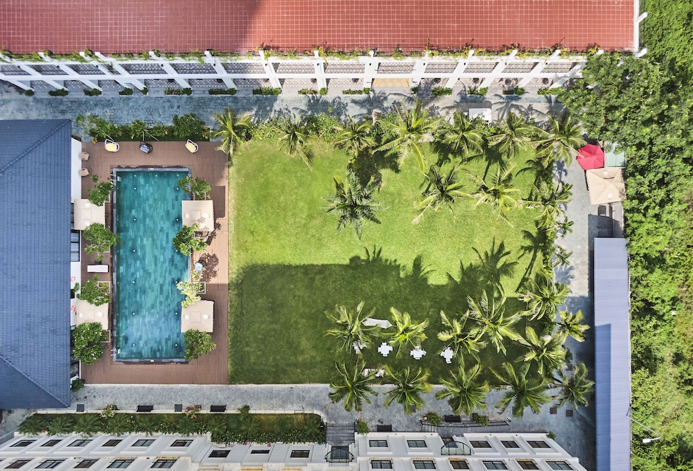 Nesta Hotel Danang 6/50