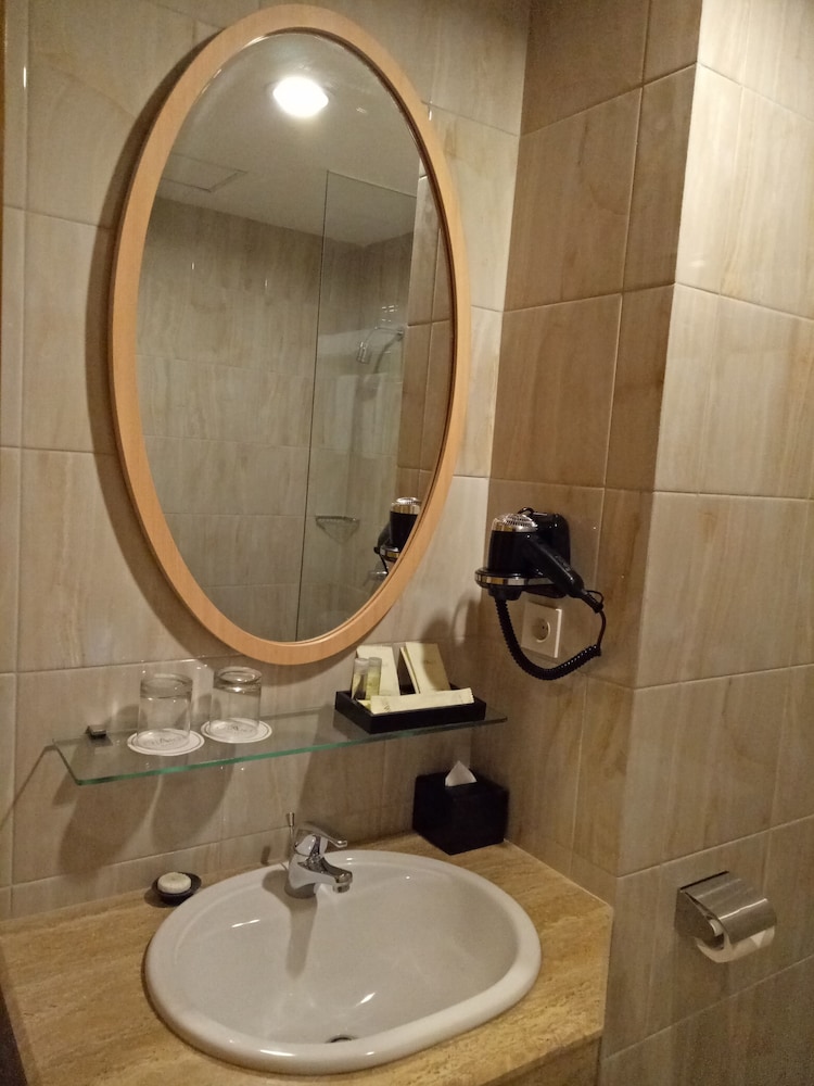 Hotel Chanti 60/62