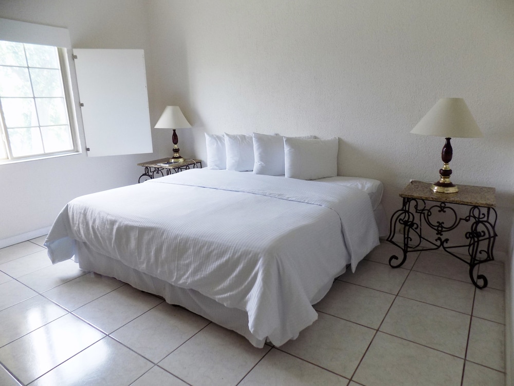 Hotel Las Palomas Tepic Express 26/66