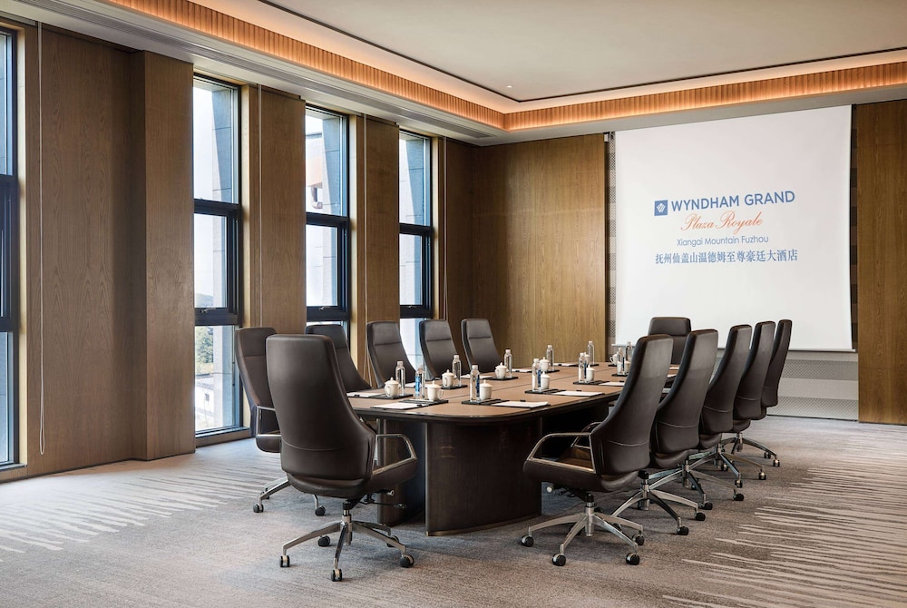 Wyndham Grand Plaza Royale Xiangai Mountain Fuzhou 23/33