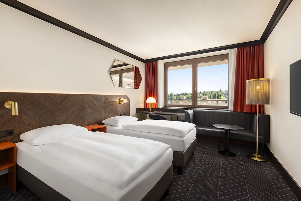 SUPERIOR, TWIN BEDS