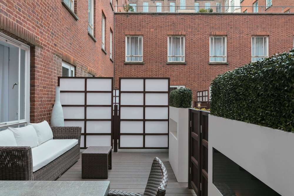 Marriott London Hotel Grosvenor Square in LONDON