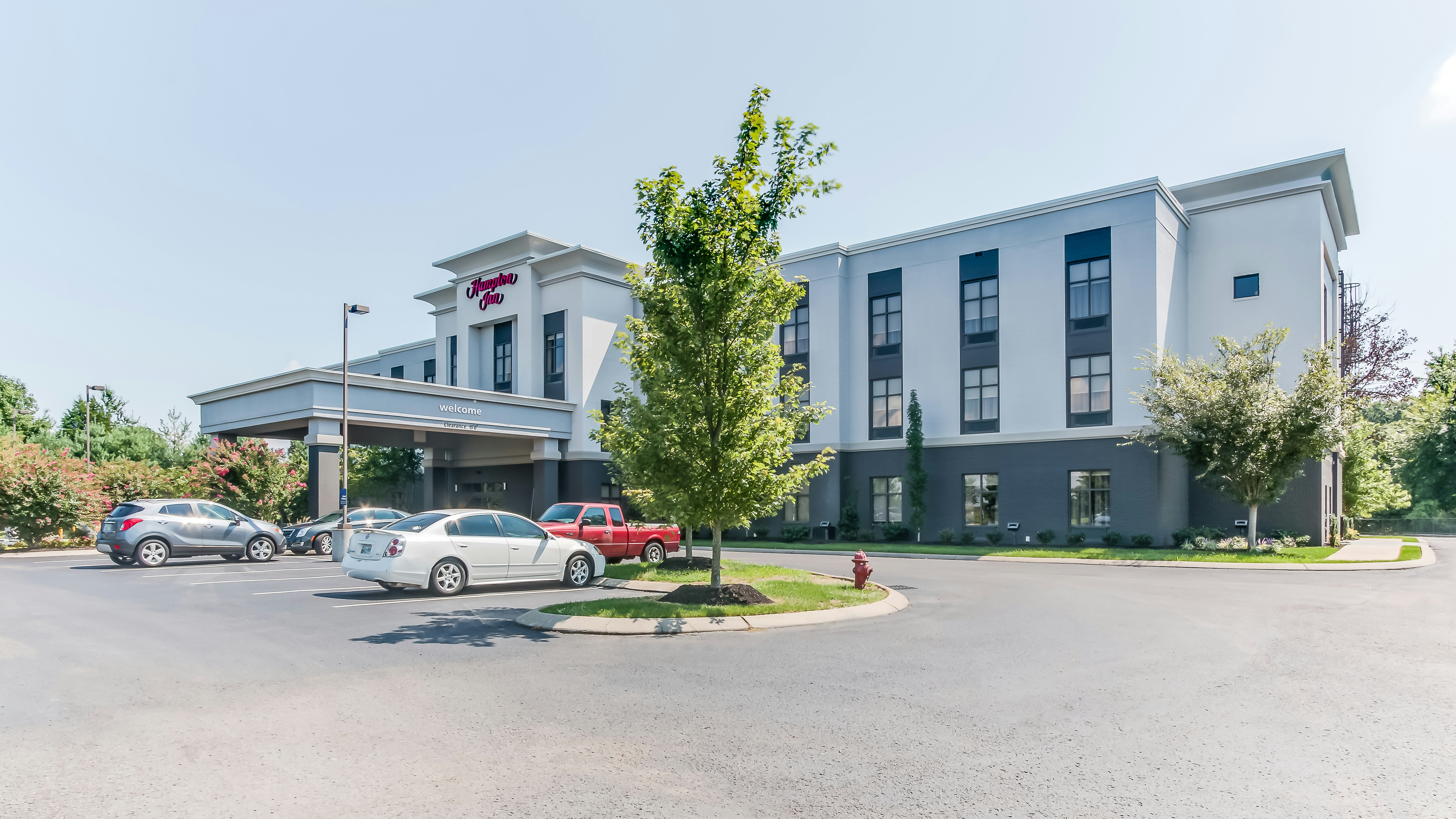 Hampton Inn White House 49/55