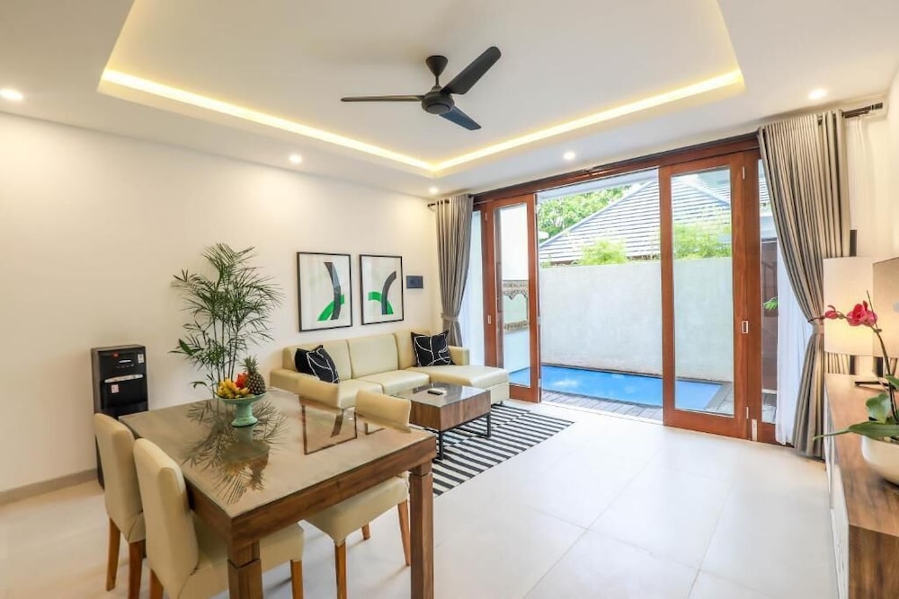 Vienna Villas Seminyak 10/20