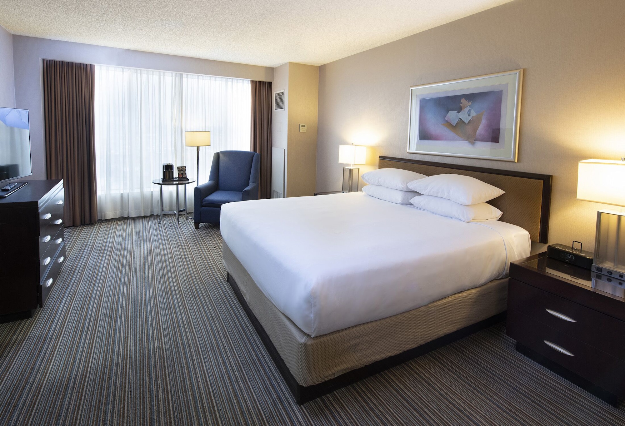 TRADITIONAL, KING BED, ACCESSIBLE