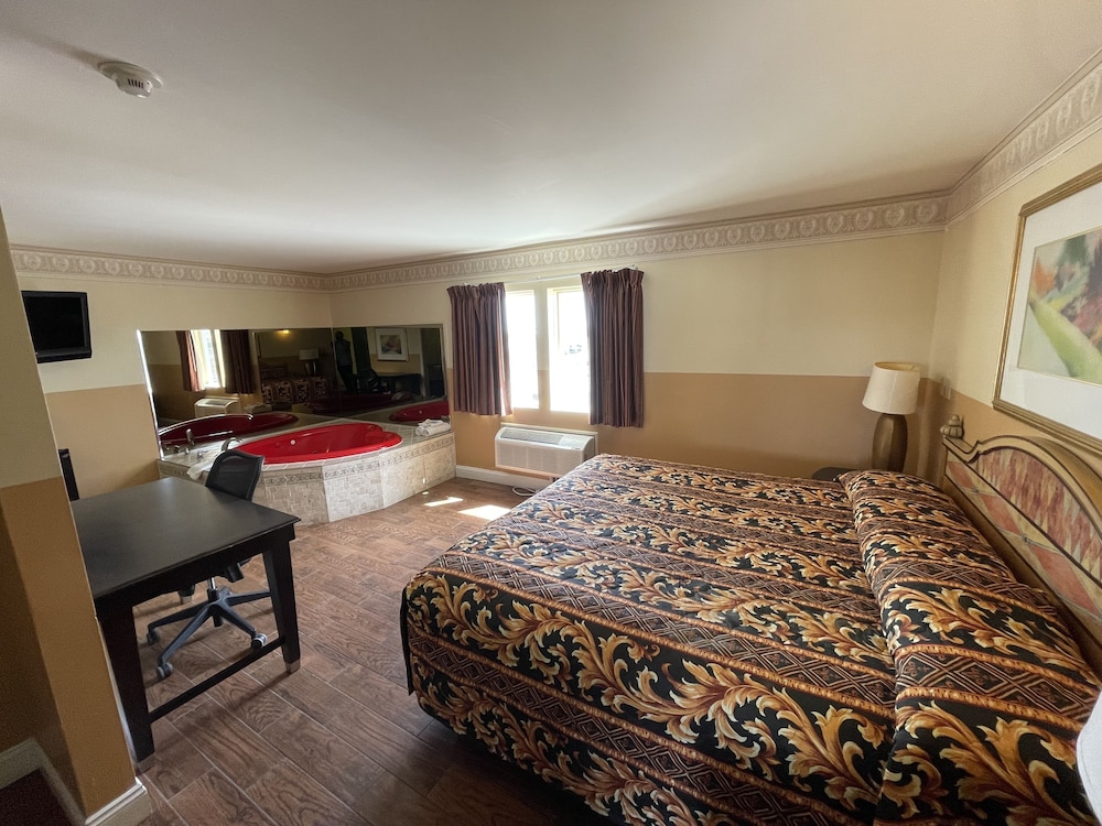 Sea Palace Inn 45/70