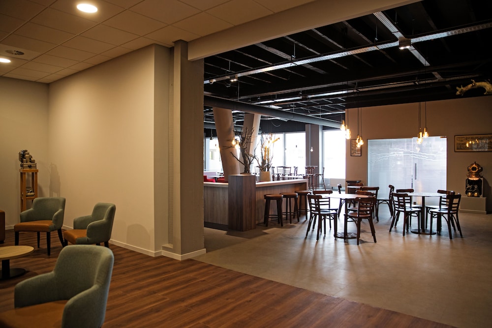 Antwerp Harbour Hotel 46/59
