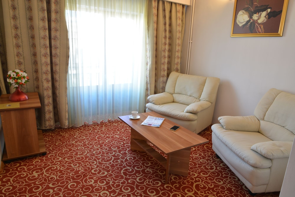 Hotel Central Ploiesti 37/69