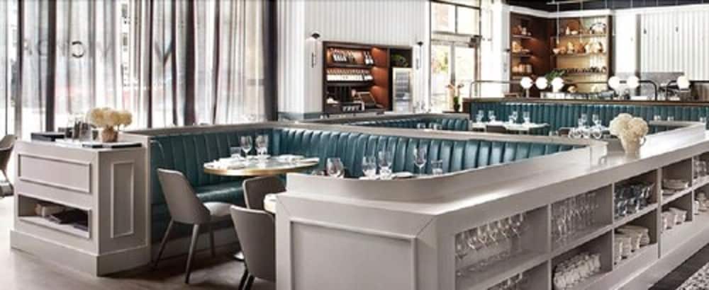 Le Germain Toronto Hotel 37/44