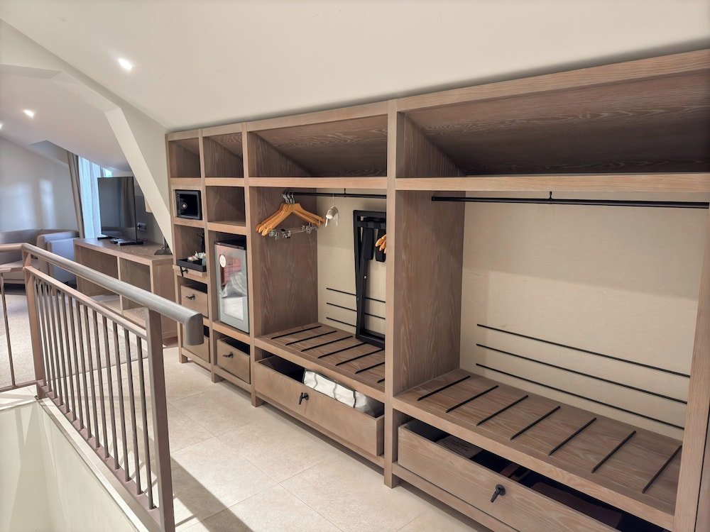 Hyatt Regency Chantilly 4/48